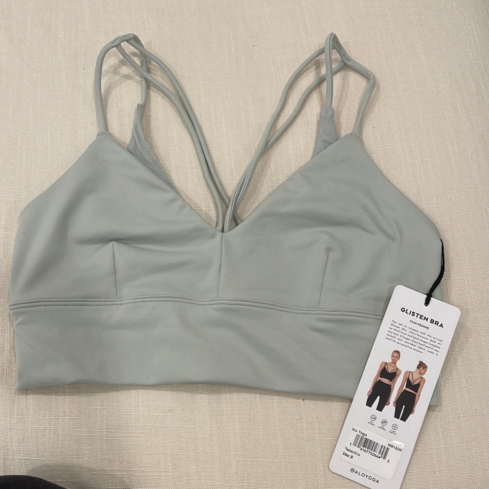 Alo Yoga Glisten Bra in Pistachio, size small